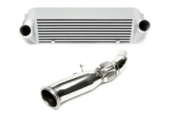 31BM005 BMW 1-Serie / 2-Serie / 3-Serie / 4-Serie 2011 - Downpipe & Intercooler-kit TA Technix