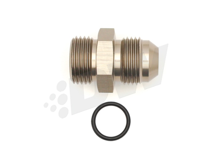 6-02-0402 8AN ORB Hane Till 8AN Hane Kona Adapter (inkl O-Ring) Deatschwerks