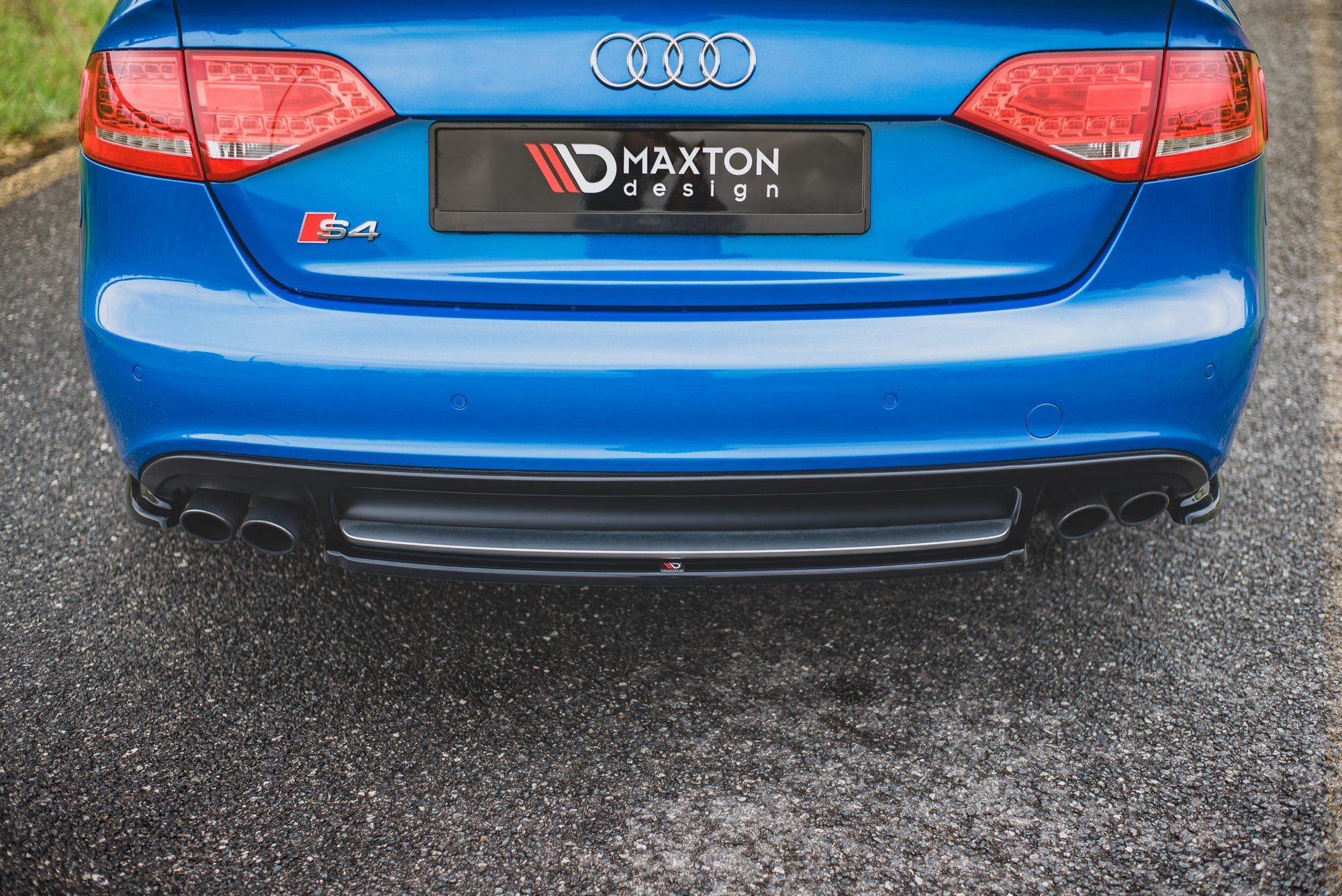 Audi S4 / A4 S-Line B8 2008-2011 Bakre Splitter Center Sedan Maxton Design