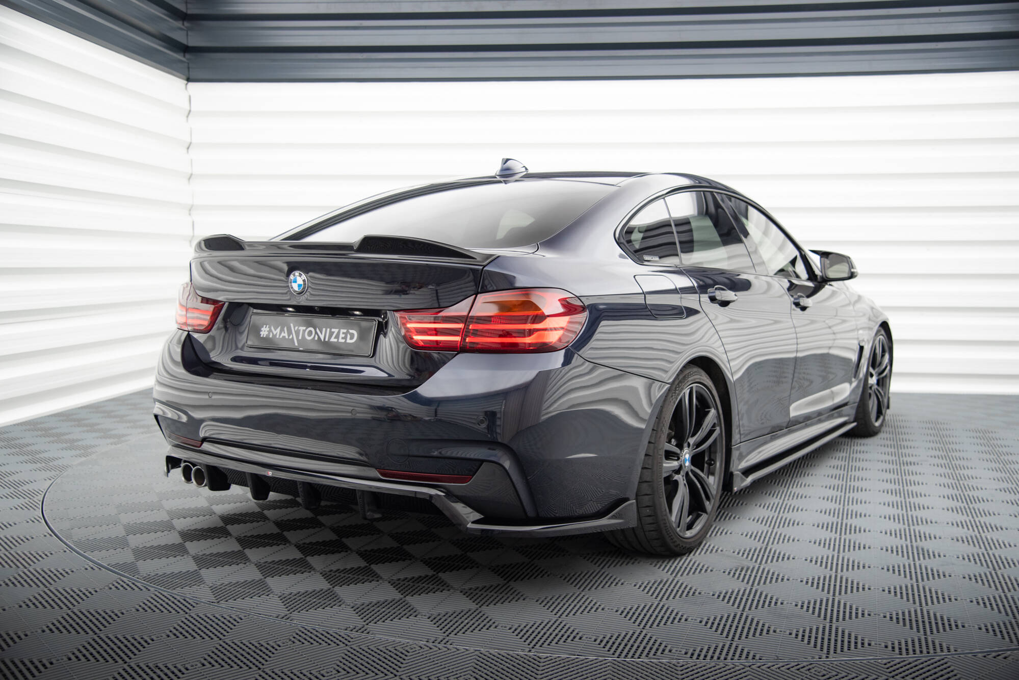 BMW 4 Gran Coupe M-Pack F36 2014-2017 Bakre Splitter / Diffuser Maxton