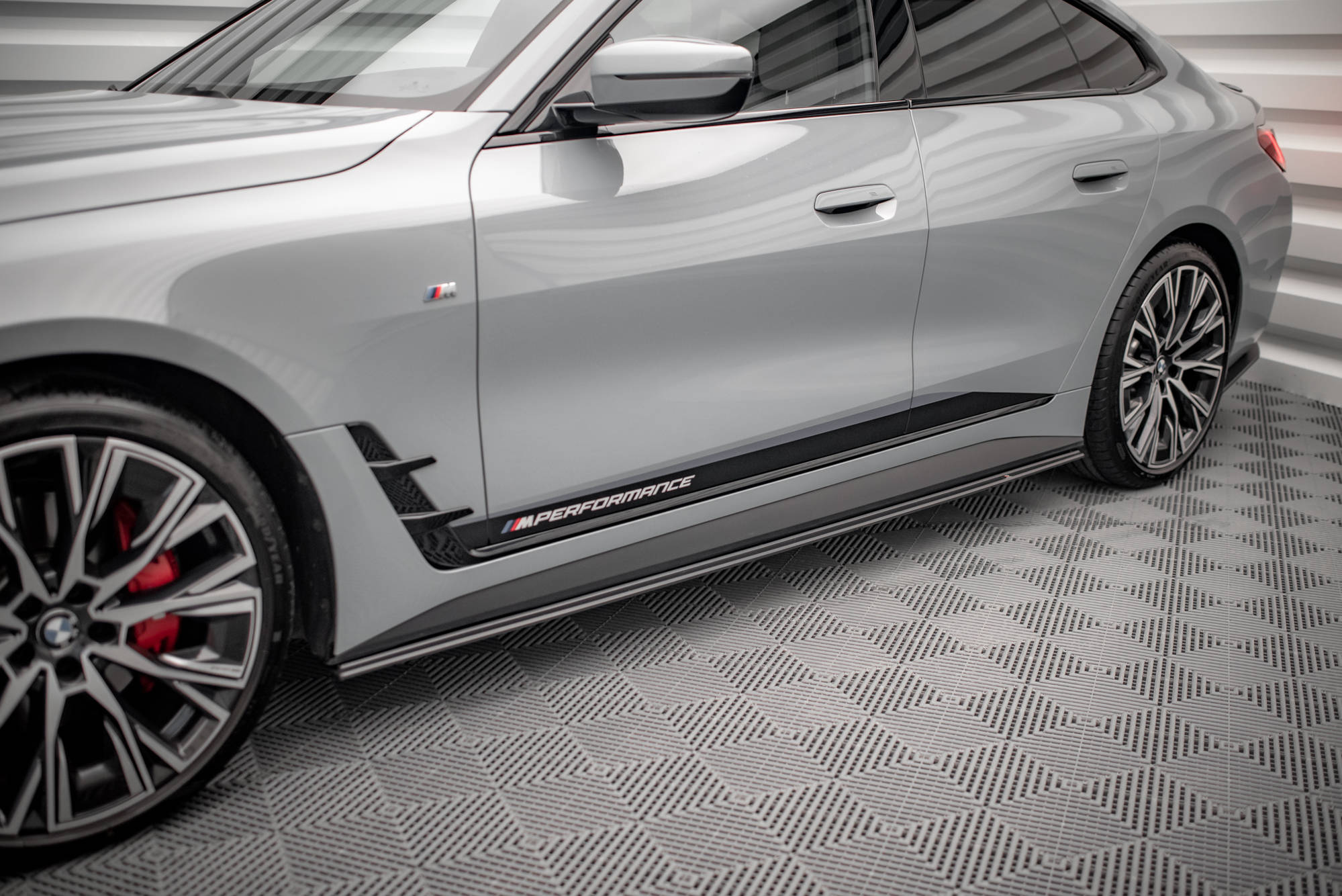 BMW 4 Gran Coupe M-Pack G26 2021+ Street Pro Sidoextensions V.1 Maxton