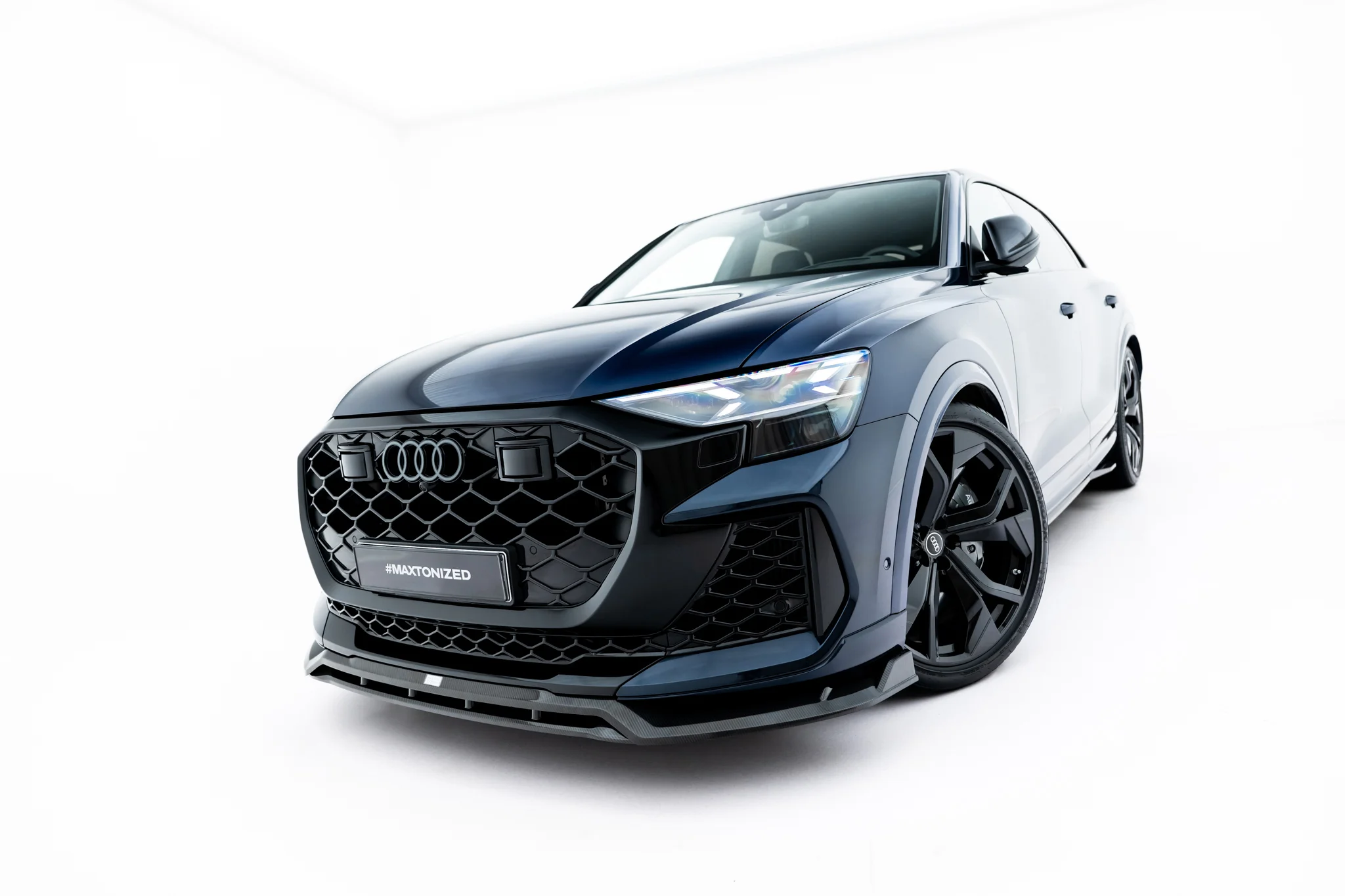 Audi RSQ8 Mk1 Facelift 2025- Kolfiber Frontläpp / Frontsplitter Maxton Design
