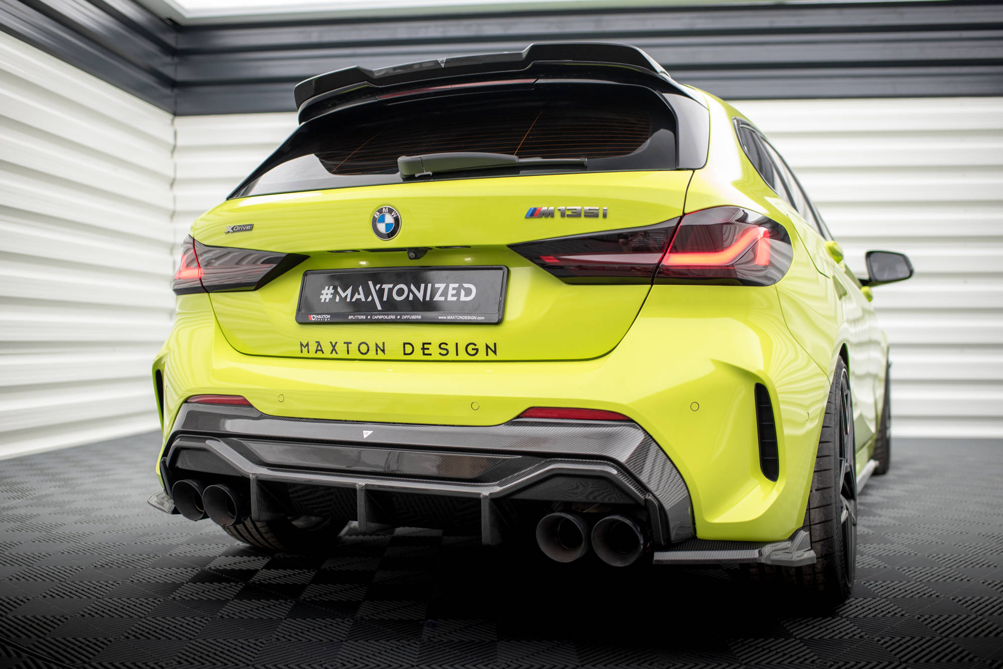 BMW 1 F40 M-pack / M135i 2019+ Kolfiberdiffuser V.1 Maxton Design