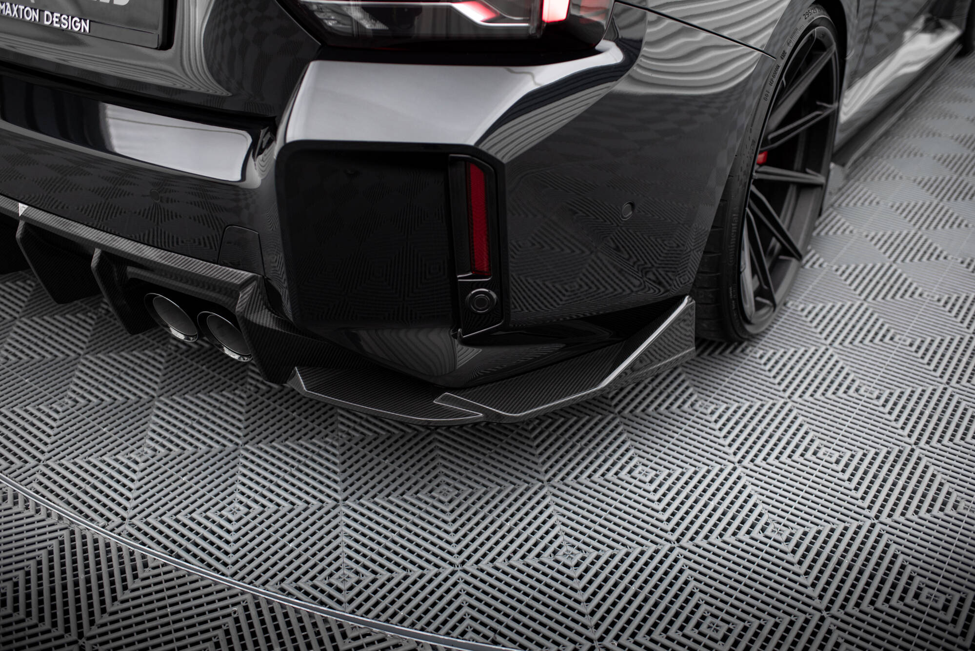 BMW M2 G87 2023+ Kolfiber Bakre Sidoextensions V.1 Maxton Design