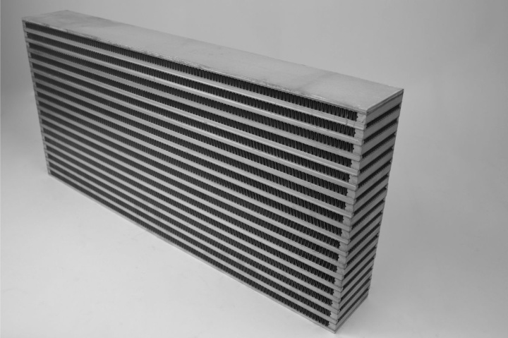 CSF8045 Cellpaket Intercooler (Bar & Plate) 635x300x89  CSF Radiators