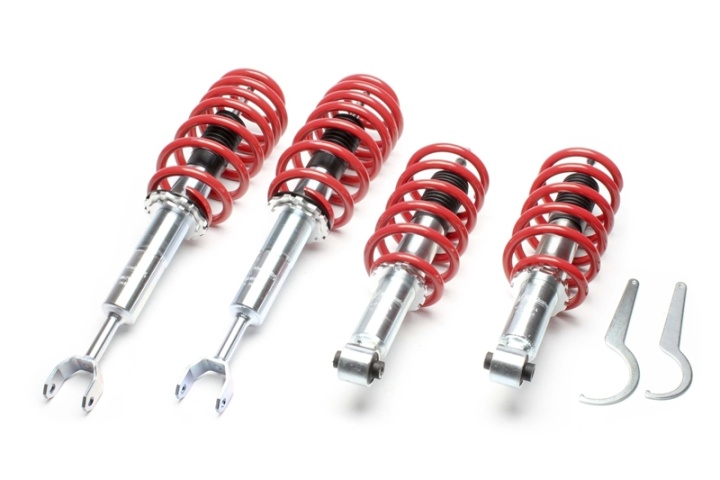 EVOGWAU10 Audi A6 Quattro / VW Passat 4motion 1997 - 2005 Coilovers TA Technix