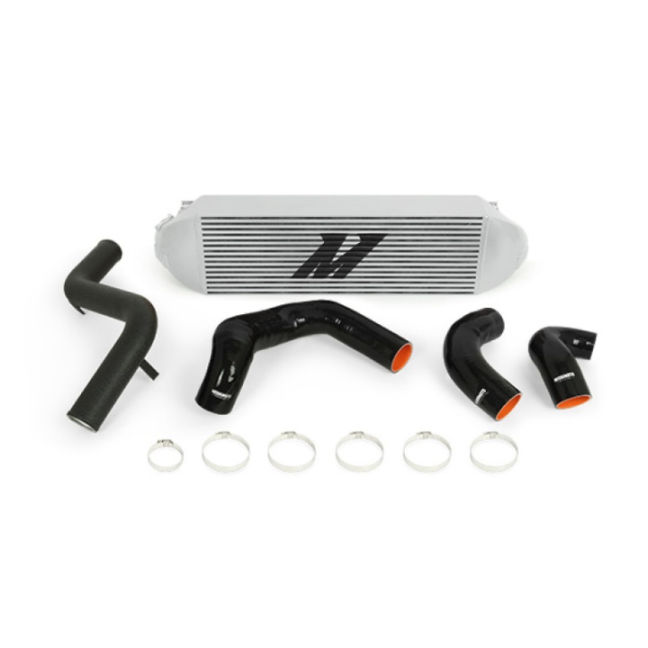 MMINT-FOST-13KBSL Ford Focus ST Intercooler Kit 2013-2018 Silver Med Wrinkle Svarta Rör Mishimoto