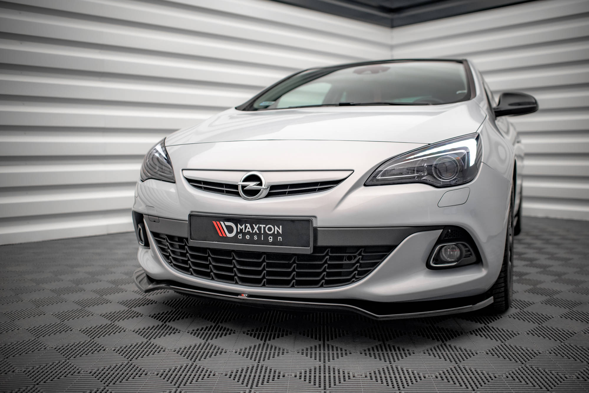Opel Astra GTC OPC-Line J 2011-2018 Frontsplitter V.2 Maxton Design