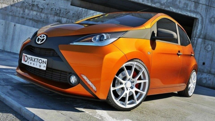 Toyota Aygo MK2 2014+ Frontläpp / Frontsplitter Maxton Design i gruppen Bilmodeller / Toyota / Aygo 05+ hos DDESIGN AB (TO-AY-2-FD1G)