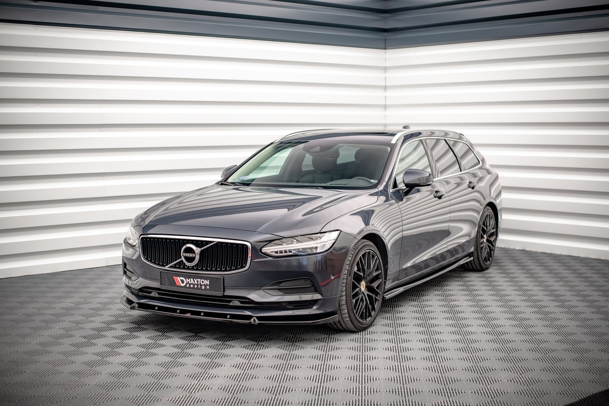 Volvo V90 2016-2020 Frontsplitter V.2 Maxton Design