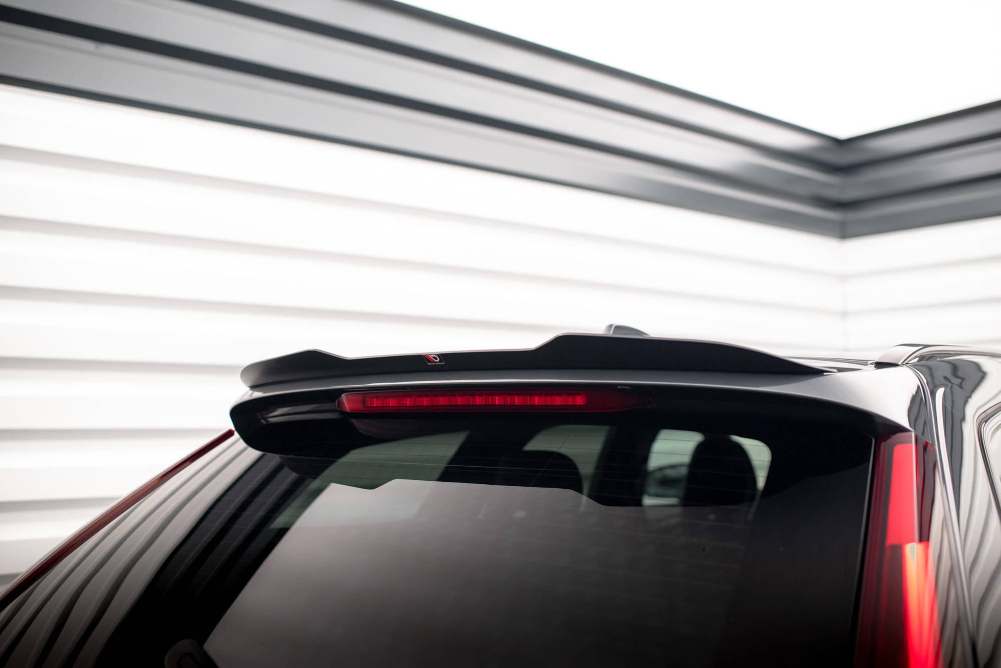 Volvo V90 R-Design Mk2 2016-2020 Vingextension V.1 Maxton Design