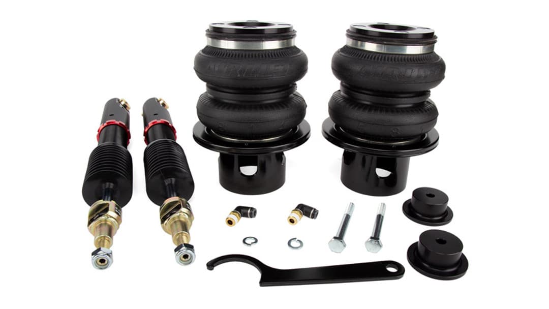 Toyota Camry 2018-2024 Bakre Luftfjädring Air Lift Performance i gruppen Universala produkter / Chassi / Luftfjädring / Modellanpassad Luftfjädring / Modellanpassade Luftfjädringskit - Air Lift Performance hos DDESIGN Scandinavia AB (alf78686)