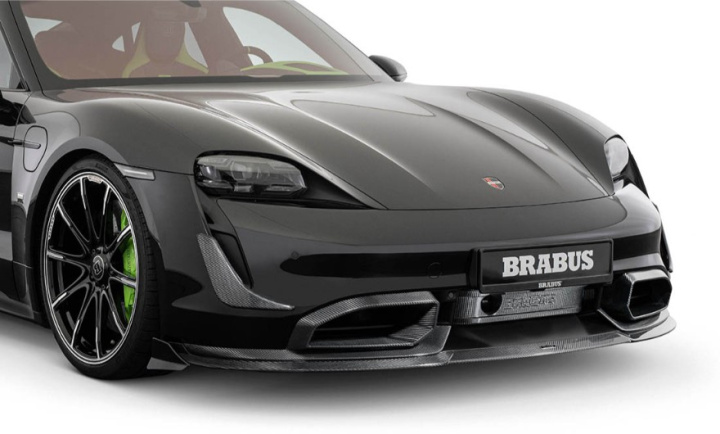 BRABUS Porsche Taycan Turbo S, front inserts Carbon Glossy i gruppen Välj bilmodell hos DDESIGN Scandinavia AB (9TY-220-00)