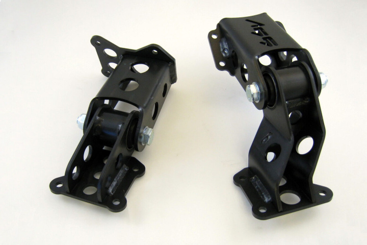 Motorfäste Volvo 740 / 940 - BMW M50 / M52 / M54 i gruppen Välj bilmodell / Volvo / 740 - 745 - 760 1984-1992 / Chassi / Bussningar & Stag hos DDESIGN Scandinavia AB (AS-001004-01)