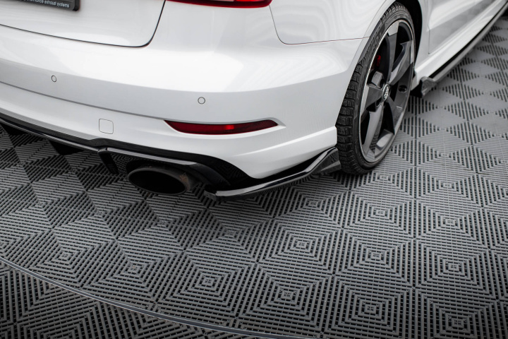 Audi RS3 8V Sedan Facelift 2017-2020 Bakre Sidoextensions V.3 Maxton Design i gruppen Välj bilmodell / Audi / RS 3 2015+ / Styling hos DDESIGN Scandinavia AB (AU-RS3-8VF-S-RSD3G)