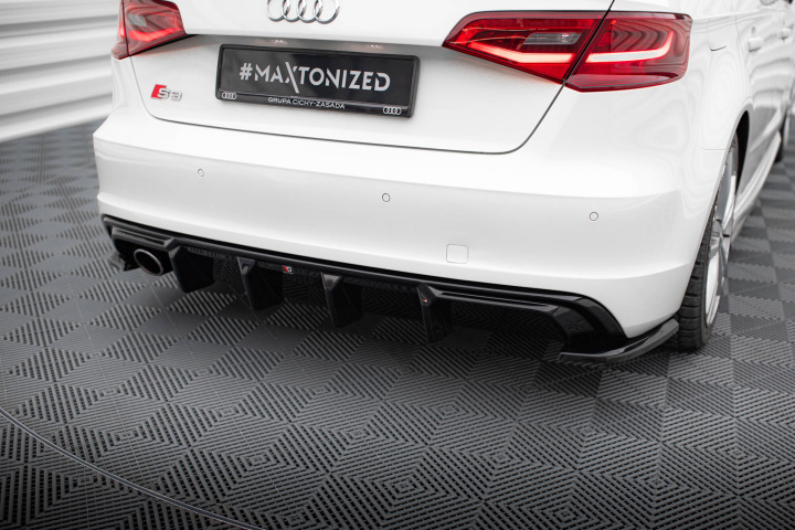Audi A3 S-Line Sportback 8V 2013-2016 Bakre Diffuser (Med Singelutblås på ena sidan) Maxton Design i gruppen Välj bilmodell / Audi / A3 - S3 - RS3 (8V) 2012-2019 / Styling hos DDESIGN Scandinavia AB (AU-S3-8V-SB-RS1GO_)