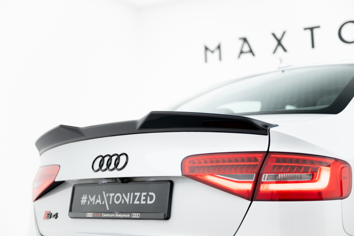 Audi S4 Sedan B8 Facelift 2012-2015 Vingextension 3D Maxton Design i gruppen Välj bilmodell / Audi / A4 - S4 - RS4 (B8) 2007-2014 / Styling hos DDESIGN Scandinavia AB (AU-S4-B8F-CAP3D1G)
