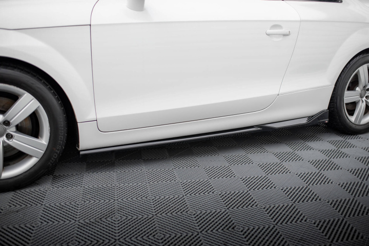 Audi TT 8J 2006-2010 Sidokjolar / Sidoextensions Maxton Design i gruppen Välj bilmodell / Audi / TT (8J) 2006-2014 & TT (8S) 2014+ / Styling hos DDESIGN Scandinavia AB (AU-TT-2-SD1G)