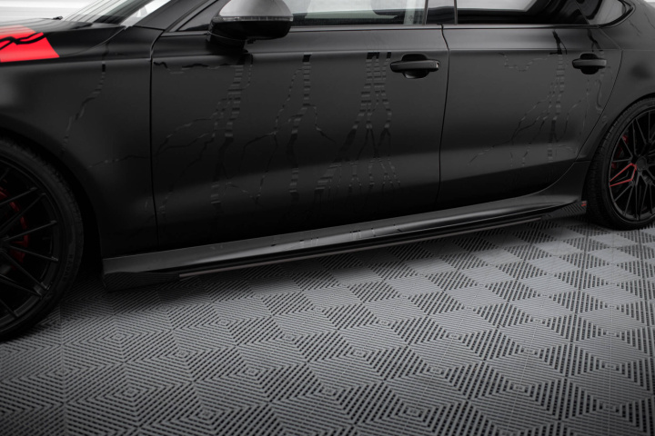Audi A7 (RS7 Look) C7 2010-2014 Street Pro Sidoextensions + Flaps Svart/Röd + Blanka Flaps Maxton Design i gruppen Välj bilmodell / Audi / A7 - S7 - RS7 (4G8) 2010-2018 / Styling hos DDESIGN Scandinavia AB (AUA7C7RS7LOOKCNCSD1BRBSF1)