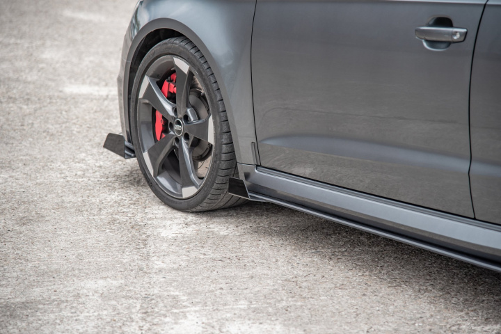 AURS38VCNC-SRF1A Audi RS3 8V 2015-2016 Sidokjols Splitter Add-ons Sportback Maxton Design