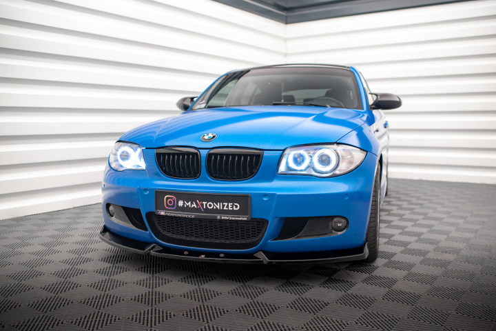 BMW 1 M-Pack E87 Facelift 2007-2011 Frontläpp / Frontsplitter V.2 Maxton Design i gruppen Välj bilmodell / BMW / 1-serie (E81-E87) 2004-2013 / Styling hos DDESIGN Scandinavia AB (BM-1-87F-MPACK-FD2G)