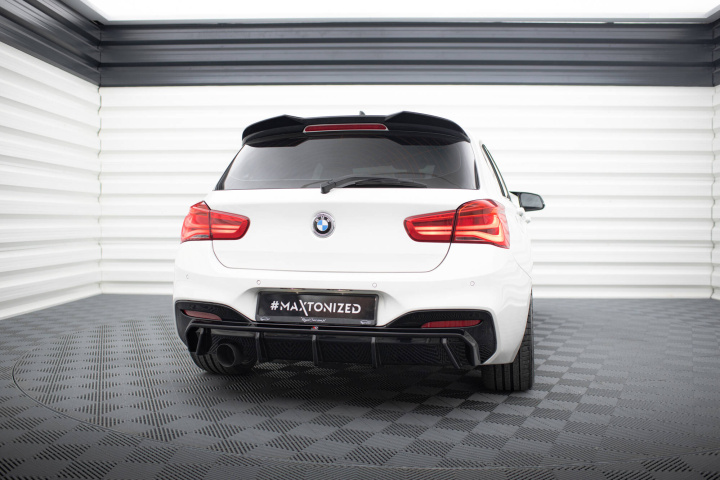 BMW 1-Serie F20/F21 M-Sport LCI 2015-2019 (Singelutblås på Vänster Sida) Diffuser V.3 Maxton Design i gruppen Välj bilmodell / BMW / 1-serie 2-serie (F20-F23) 2011-2019 / Styling / Bakspoiler hos DDESIGN Scandinavia AB (BM-1-F20F-M-RS3GO_)