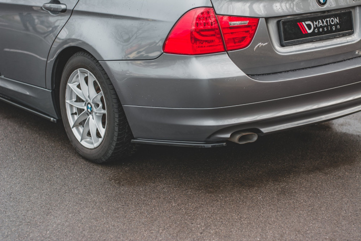 BMW 3 E91 Facelift 2008-2011 Bakre Sidoextensions Maxton Design i gruppen Välj bilmodell / BMW / 3-serie (E90-E91) 2005-2012 / Styling / Diffuser hos DDESIGN Scandinavia AB (BM-3-91-RSD1G)