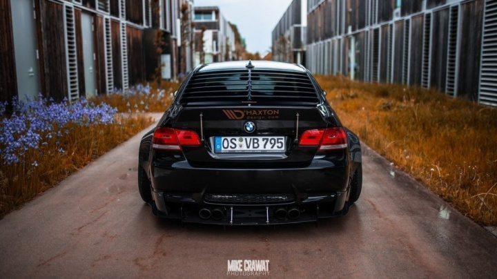BM-3-92-M-W1G BMW M3 E92 2007-2013 Louver Bakruta Maxton Design