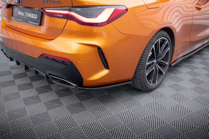 BMW M440i G22 M-Sport 2020+ Bakre Sidoextensions V.1 Maxton Design i gruppen Välj bilmodell / BMW / 3-serie-4-serie (G20-G26) 19+ / Styling / Bakspoiler & Diffusers hos DDESIGN Scandinavia AB (BM-4-G22-MPACK-RSD3G)