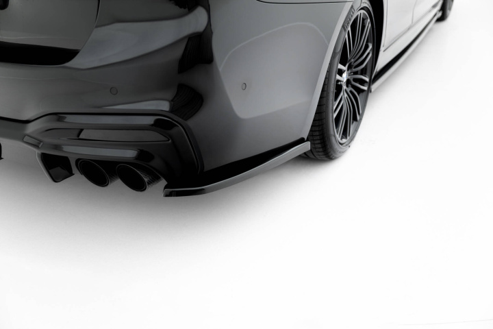 BMW M550i Sedan G30 2017-2020 Bakre Sidoextensions Maxton Design i gruppen Välj bilmodell / BMW / 5-serie (G30-G31) 16+ / Styling hos DDESIGN Scandinavia AB (BM-5-G30-M550-RSD1G)