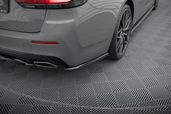 BMW 5-Serie G30 / G31 LCI 2020-2023 Bakre Sidoextensions Maxton Design i gruppen Välj bilmodell / BMW / 5-serie (G30-G31) 16+ / Styling hos DDESIGN Scandinavia AB (BM-5-G31F-RSD1G)