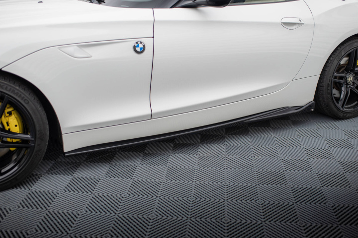 BMW Z4 E89 2009-2013 Sidoextensions V.1 Maxton Design i gruppen Välj bilmodell / BMW / Z4 (E85-E89) 02-16 / Styling hos DDESIGN Scandinavia AB (BM-Z4-89-SD1G)