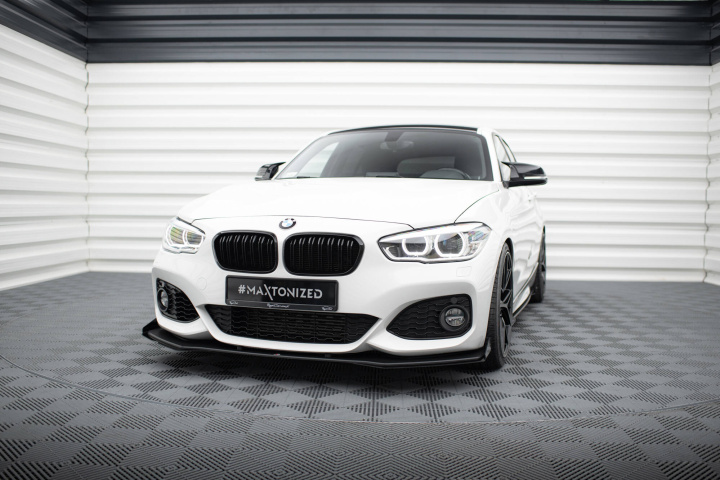 BMW 1 F20 M-Pack Facelift / M140i 2015-2019 Street Pro Frontläpp / Frontsplitter V.3 + Flaps for Svart/Röd + Blanka Flaps Maxton Design i gruppen Välj bilmodell / BMW / 1-serie 2-serie (F20-F23) 2011-2019 / Styling hos DDESIGN Scandinavia AB (BM1F20FMCNC-FD3BRB-FSF1G)