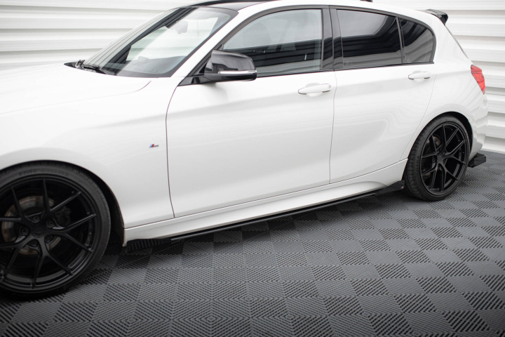 BMW 1 F20 M135I / M140I / M-Pack 2011-2019 Sido Add-on Splitters Maxton Design i gruppen Välj bilmodell / BMW / 1-serie 2-serie (F20-F23) 2011-2019 / Styling / Sidokjolar hos DDESIGN Scandinavia AB (BM1F20FMCNC-SRF1G)