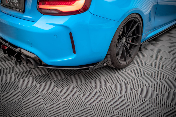 BMW M2 F87 2016-2020 Street Pro Bakre Sidoextensions + Flaps Svart/Röd + Blanka Flaps Maxton Design i gruppen Välj bilmodell / BMW / M2 2-serie (F87) 2015+ / Styling hos DDESIGN Scandinavia AB (BM287MCOMPCNCRSD1BRBRSF1G)