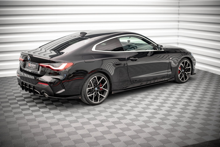 BMW 4 M-Pack G22 2020+ Sido Add-on Splitters Maxton Design i gruppen Välj bilmodell / BMW / 3-serie-4-serie (G20-G26) 19+ / Styling / Sidokjolar hos DDESIGN Scandinavia AB (BM4G22MPACKCNC-SRF1G)
