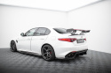 Alfa Romeo Giulia Quadrifoglio Kolfibervinge med LED-Ljus Maxton Design