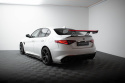 Alfa Romeo Giulia Quadrifoglio Kolfibervinge med LED-Ljus Maxton Design