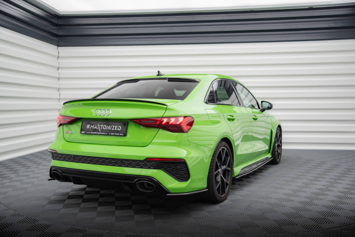 Audi RS3 Sedan 8Y 2020+ Kolfiber Bakre Sidoextensions Maxton Design i gruppen Välj bilmodell / Audi / A3 - S3 - RS3 (8Y) 2020+ / Styling hos DDESIGN Scandinavia AB (CF-AU-RS3-8Y-RSD1-245-P)