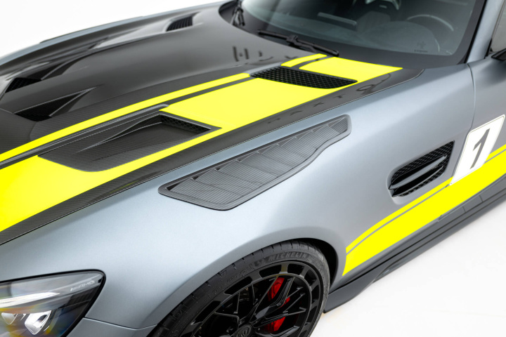 Mercedes-AMG GT C C190 Facelift 2017-2023 Kolfiber Intag Framskärmar Maxton Design i gruppen Välj bilmodell / Mercedes Benz / AMG GT / GT S (C190) 2014-2023 hos DDESIGN Scandinavia AB (CF-ME-AMG-GTC-1F-BV1)