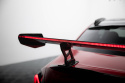 BMW M2 G87 2023+ Kolfibervinge med Smal Infästning och LED-Ljus Maxton Design