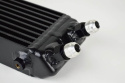 Universal Dual-Pass Oljekylare AN10-Anslutningar 550x127x57 CSF Radiators