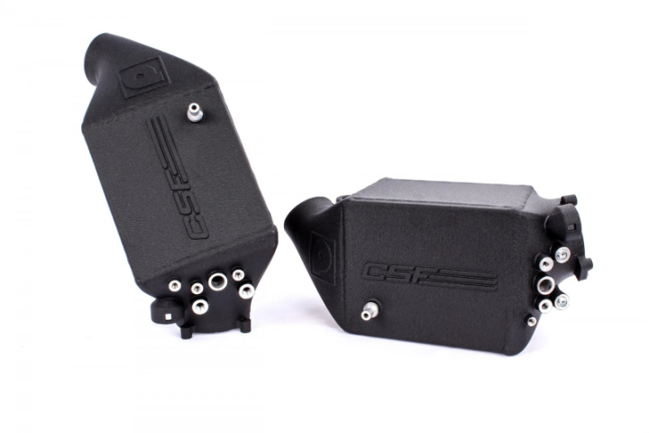 CSF8109 BMW M5 (F10) / M6 (F06/12/13) Laddluftkylarset i Wrinkle-Svart CSF Radiators