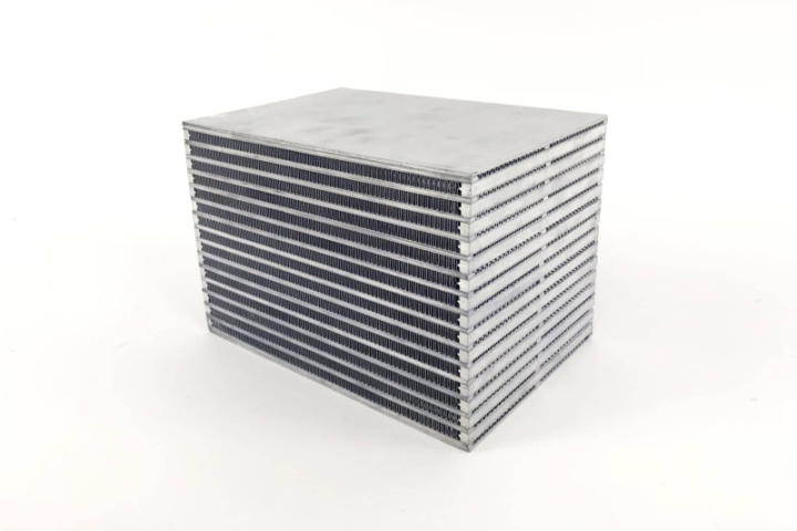 CSF8113 Cellpaket Intercooler (WATER/AIR) (Bar & Plate) 220x155x155 CSF Radiators