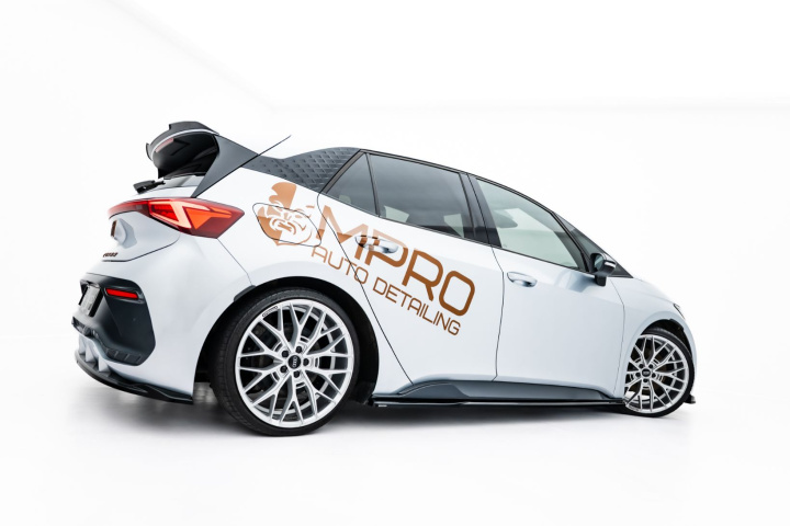 Cupra Born Mk1 2021+ Sidokjolar / Sidoextensions Maxton Design i gruppen Välj bilmodell / Cupra / Born 2021+ hos DDESIGN Scandinavia AB (CU-BO-1-SD1G)