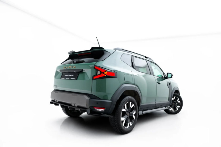 Dacia Duster Mk3 2024+ Bakre Splitter (Med Splitters) V.1 Maxton Design i gruppen Välj bilmodell / Dacia / Duster 2010+ hos DDESIGN Scandinavia AB (DC-DU-3-RD1G-RD2G)