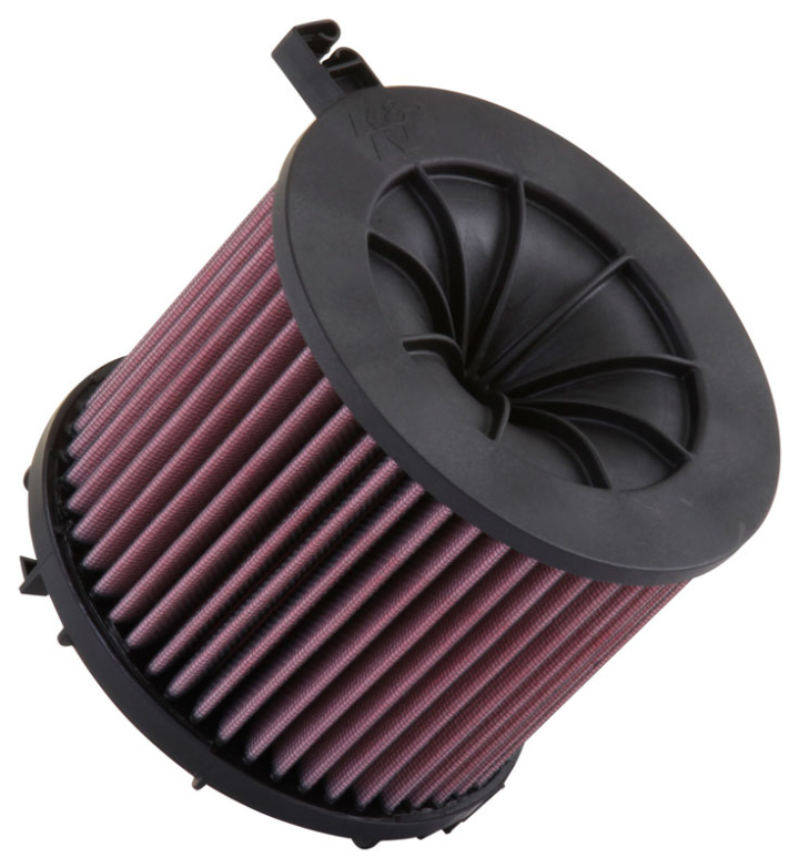 E-0648 Ersättningsfilter / Sportluftfilter K&N Filters i gruppen Välj bilmodell / Audi / Q5 (8R) 2008-2017 / Tuning / Luftfilter & Insug hos DDESIGN Scandinavia AB (E-0648)