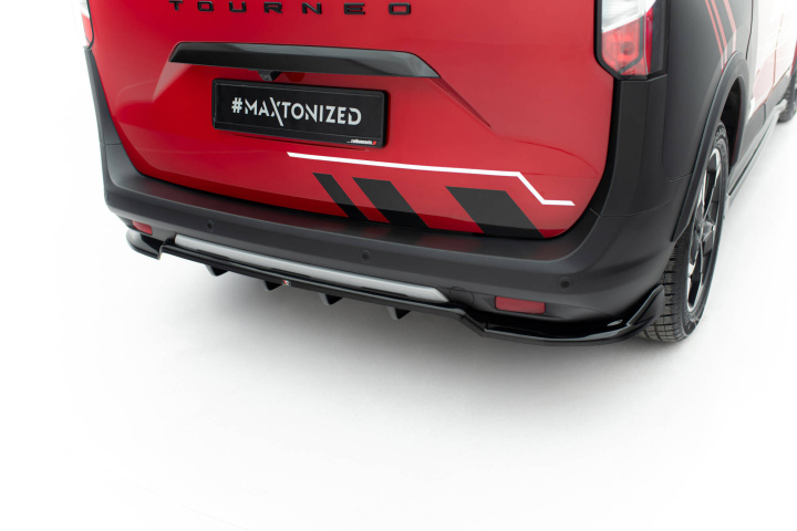 Ford Tourneo Courier Mk2 2023+ Bakre Splitter (Med Splitters) Maxton Design i gruppen Välj bilmodell / Ford / Tourneo hos DDESIGN Scandinavia AB (FO-TO-COU-2-RD1GRD2G)
