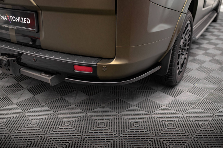 Ford Tourneo Custom Mk1 Facelift 2018-2023 Bakre Sidoextensions V.1 Maxton Design i gruppen Välj bilmodell / Ford / Tourneo hos DDESIGN Scandinavia AB (FO-TOC-1F-RSD1G)