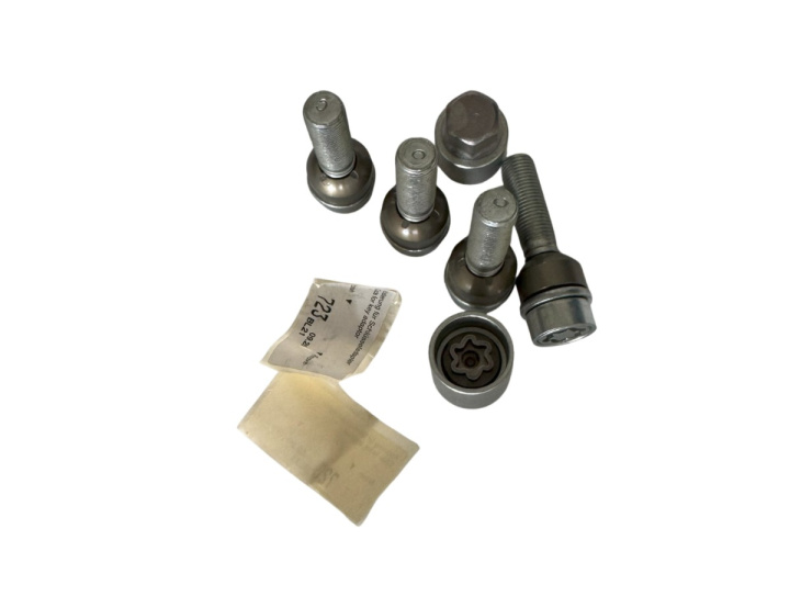 HR-1456006KEY H&R Låssats M14x1,5 Sfäriskt 14mm säte rörlig aluminium kona Porsche 911, Boxter, Cayman Silver, Längd 60/45mm i gruppen Välj bilmodell hos DDESIGN Scandinavia AB (HR-1456006KEY)